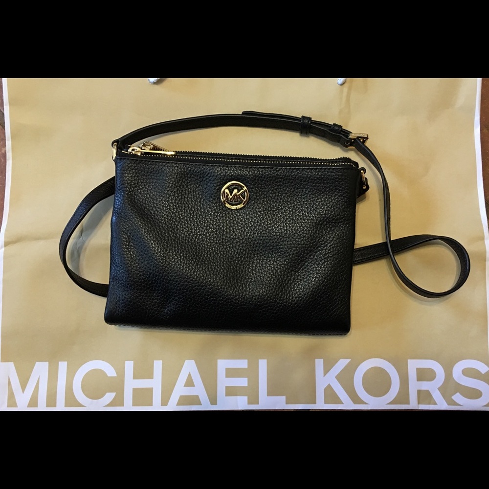 Michael Kors Crossbody / Clutch
